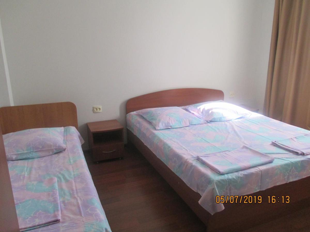 Guest House У Маргариты Gagra Extérieur photo